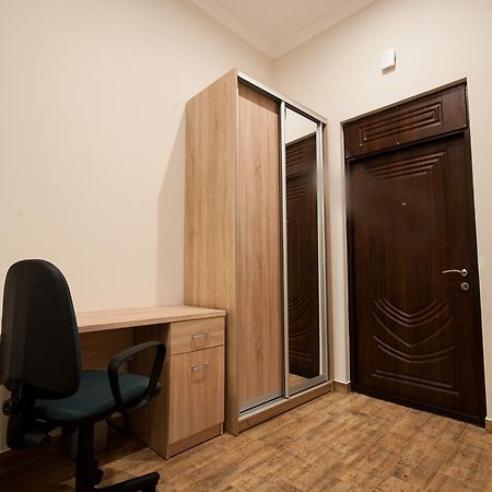 Wonderful Flat On City Center Ужгород Экстерьер фото